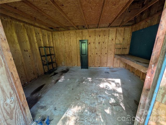 3822 Newhall Drive NW, Conover, NC 28613