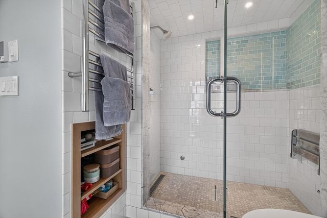 17 Thomas Park 2, Boston, MA 02127