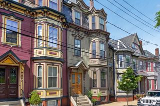 17 Thomas Park 2, Boston, MA 02127