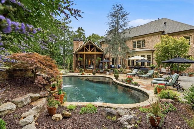 13335 Bishops Court, Roswell, GA 30075