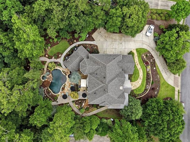 13335 Bishops Court, Roswell, GA 30075