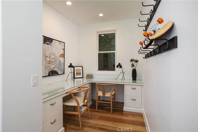 2217 Laurel Place, Newport Beach, CA 92663