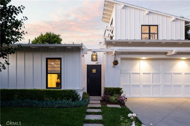 2217 Laurel Place, Newport Beach, CA 92663