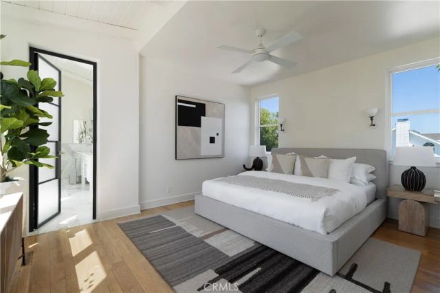 2217 Laurel Place, Newport Beach, CA 92663