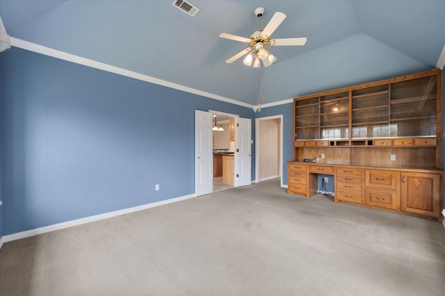 8904 Thornway Drive, North Richland Hills, TX 76182