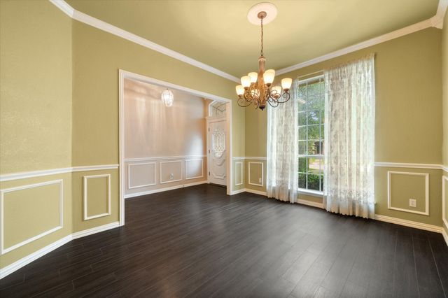 8904 Thornway Drive, North Richland Hills, TX 76182