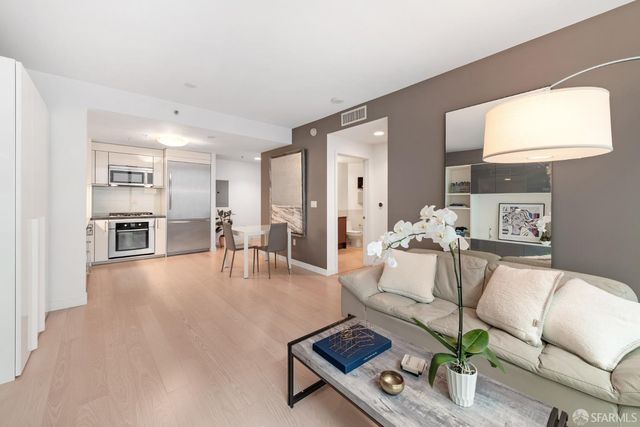 338 Spear Street 8G, San Francisco, CA 94105