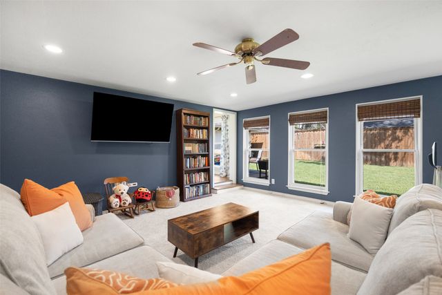 10146 Shadyview Drive, Dallas, TX 75238