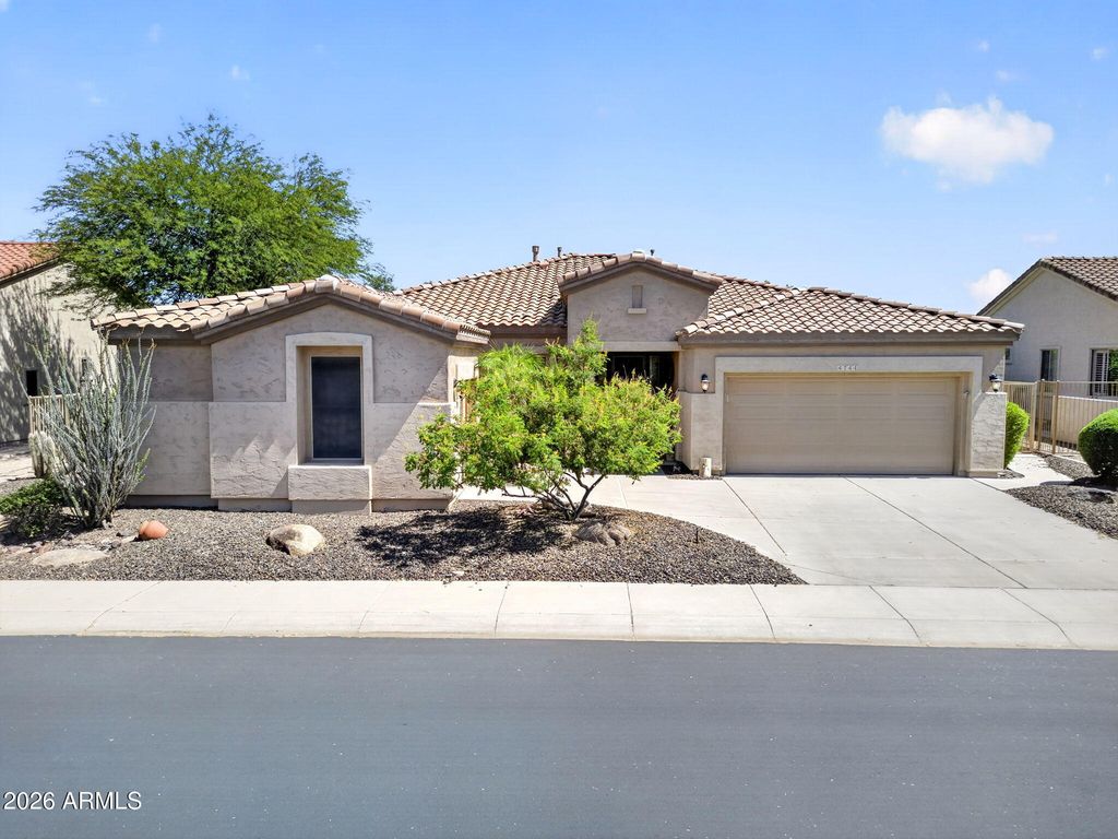 4744 E CAROB Drive, Gilbert, AZ 85298 — exterior
