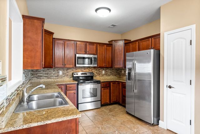 3706 Tradewinds Ter, Clarksville, TN 37040