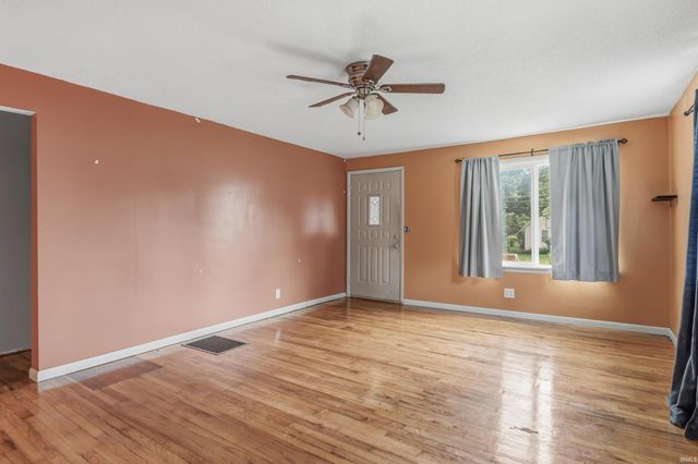 9003 Gardt Street, Fort Wayne, IN 46818