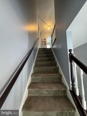 1219 SANDPIPER DR, State College, PA 16801