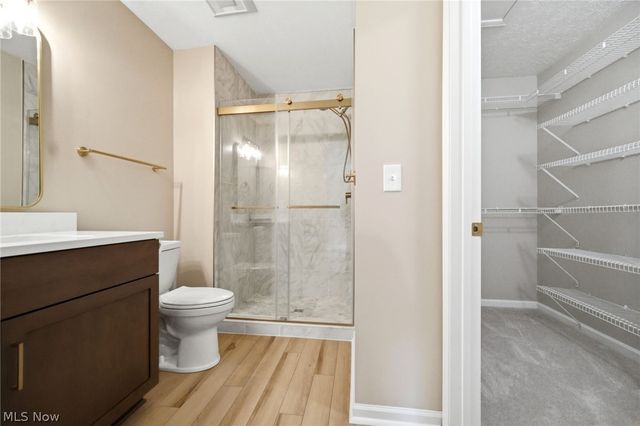 2708 Shakespeare Lane 2708, Avon, OH 44011