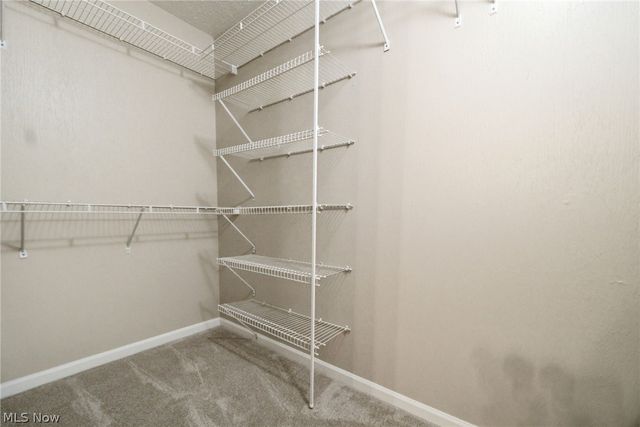 2708 Shakespeare Lane 2708, Avon, OH 44011
