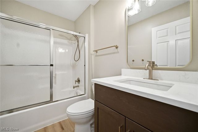 2708 Shakespeare Lane 2708, Avon, OH 44011