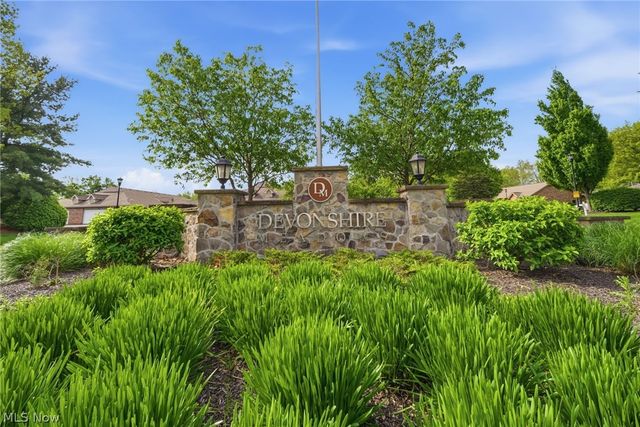 2708 Shakespeare Lane 2708, Avon, OH 44011