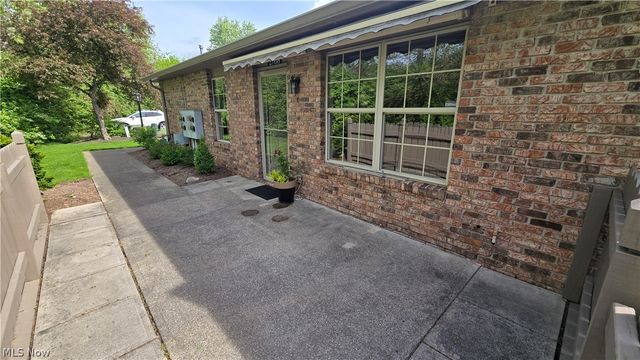 2708 Shakespeare Lane 2708, Avon, OH 44011