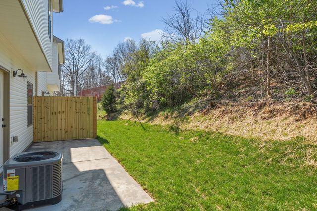 320 S 7th St Unit C, Clarksville, TN 37040