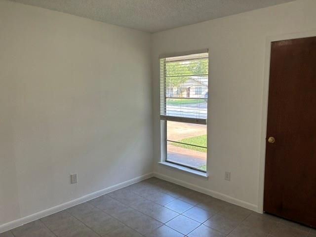 1507 Casey LN, Round Rock, TX 78664