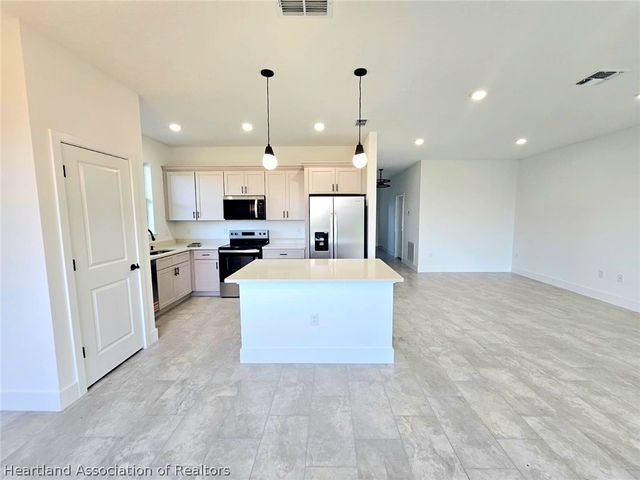 7324 Rolling Hills Road, Sebring, FL 33876