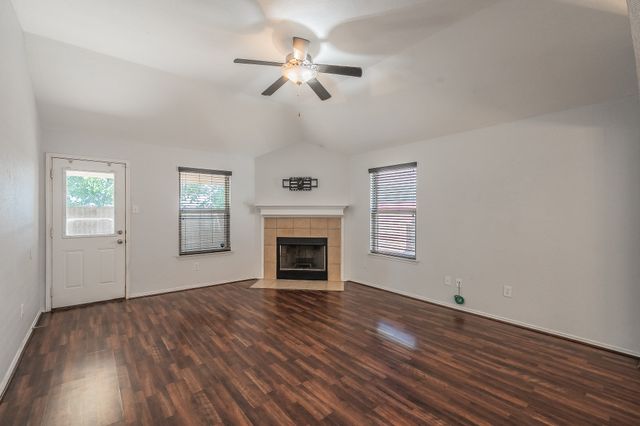 10100 Cougar Trail, Fort Worth, TX 76108