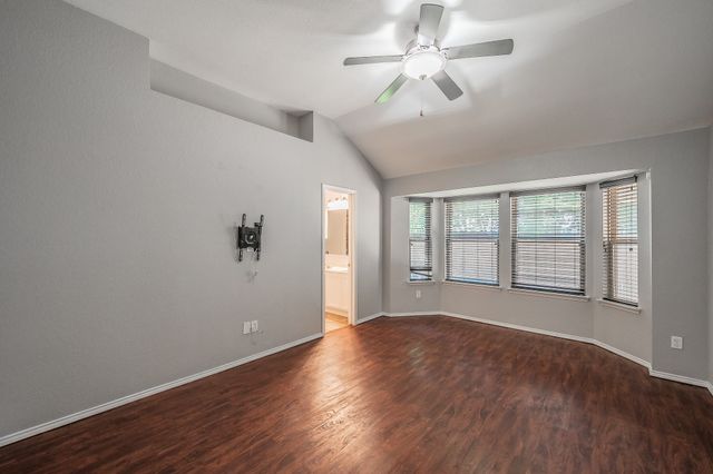 10100 Cougar Trail, Fort Worth, TX 76108