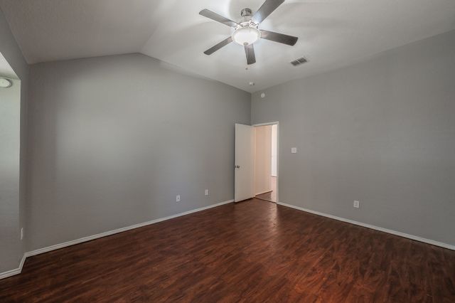 10100 Cougar Trail, Fort Worth, TX 76108