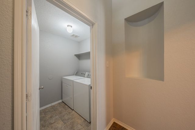 10100 Cougar Trail, Fort Worth, TX 76108