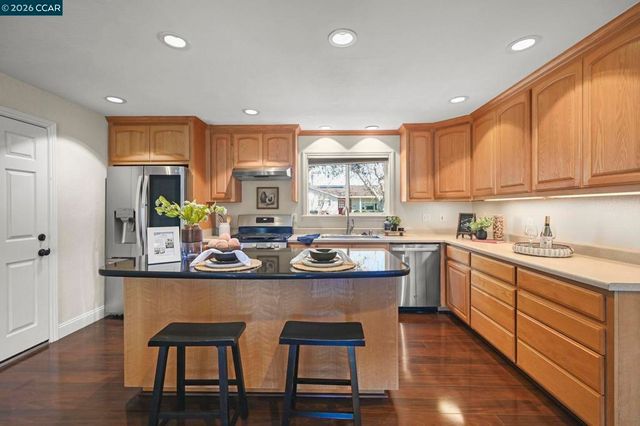 1687 Westwood Dr, Concord, CA 94521