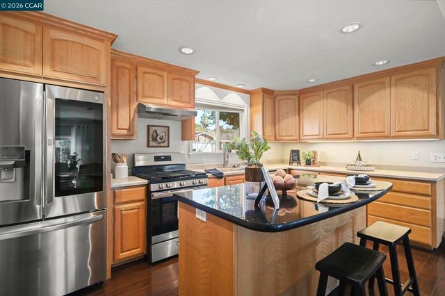 1687 Westwood Dr, Concord, CA 94521