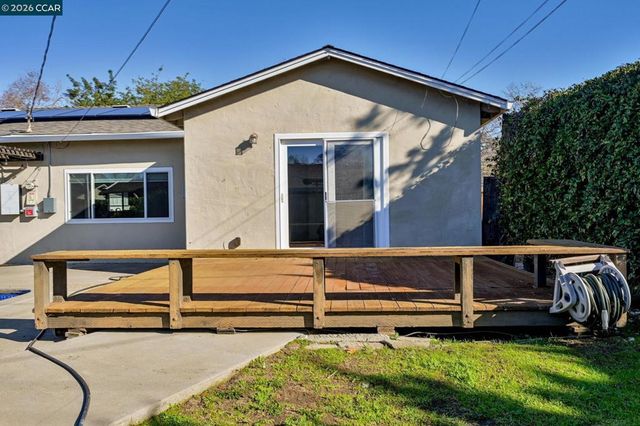 1687 Westwood Dr, Concord, CA 94521