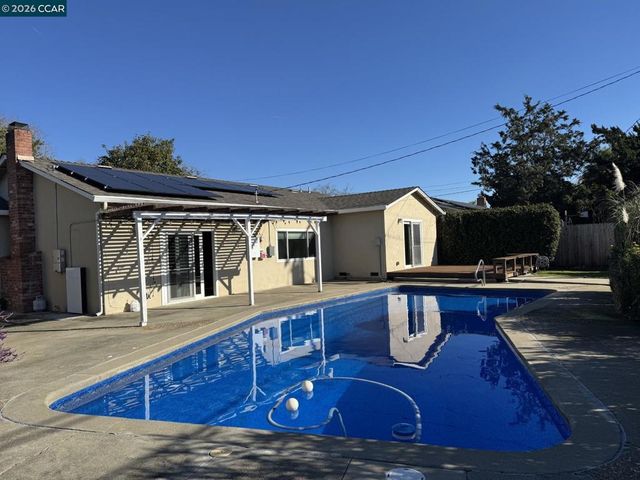 1687 Westwood Dr, Concord, CA 94521