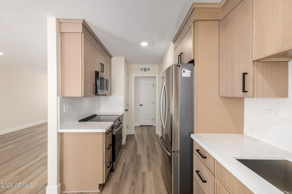 Image 20 of property listing at 17223 N 130TH Avenue, Sun City West, AZ 85375