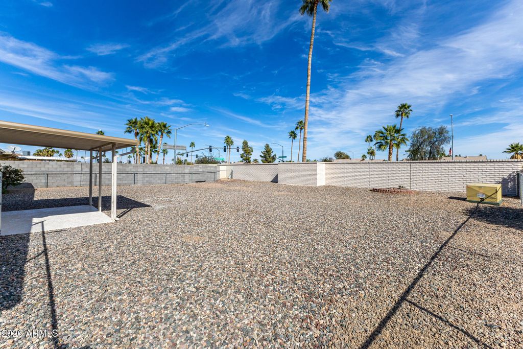 Image 39 of property listing at 17223 N 130TH Avenue, Sun City West, AZ 85375