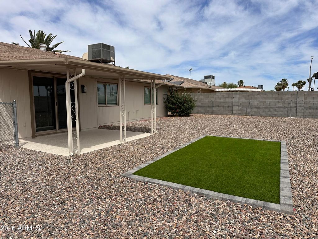 Image 46 of property listing at 17223 N 130TH Avenue, Sun City West, AZ 85375