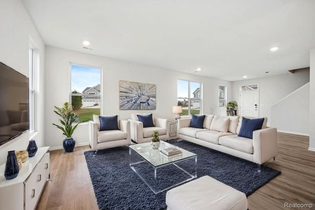 1906 Salt Springs Drive, Saline, MI 48176