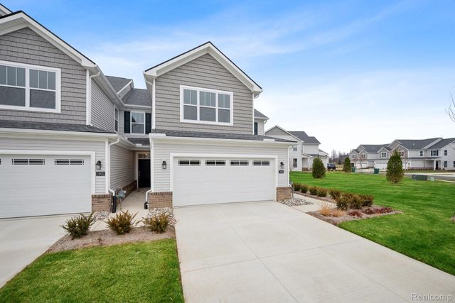 1906 Salt Springs Drive, Saline, MI 48176