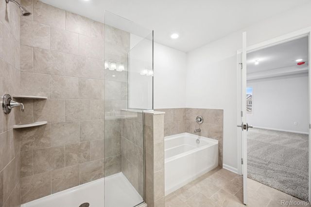 1906 Salt Springs Drive, Saline, MI 48176