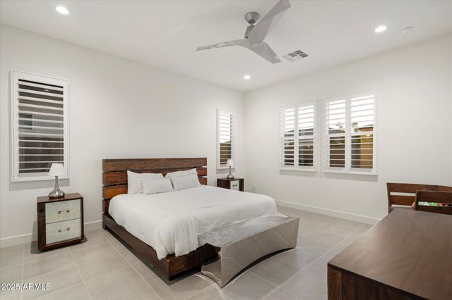 10970 N NORTHFIELD Street, Surprise, AZ 85388