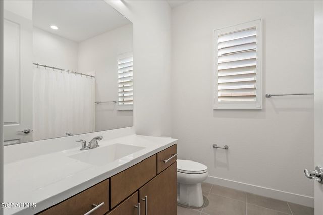 10970 N NORTHFIELD Street, Surprise, AZ 85388