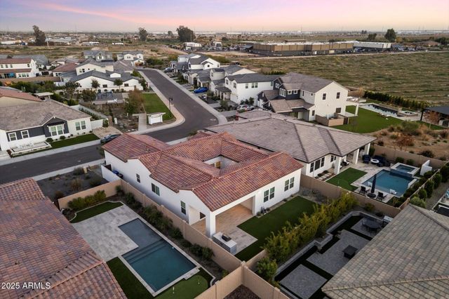 10970 N NORTHFIELD Street, Surprise, AZ 85388