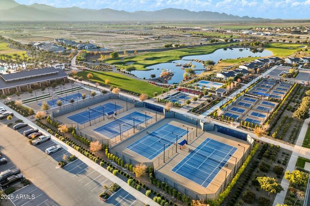 10970 N NORTHFIELD Street, Surprise, AZ 85388