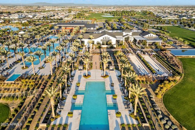 10970 N NORTHFIELD Street, Surprise, AZ 85388