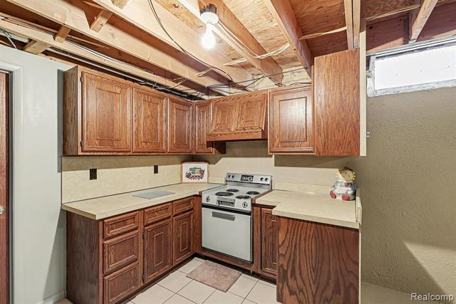 26185 Markiegrove, New Baltimore, MI 48051