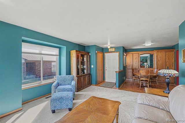 26185 Markiegrove, New Baltimore, MI 48051