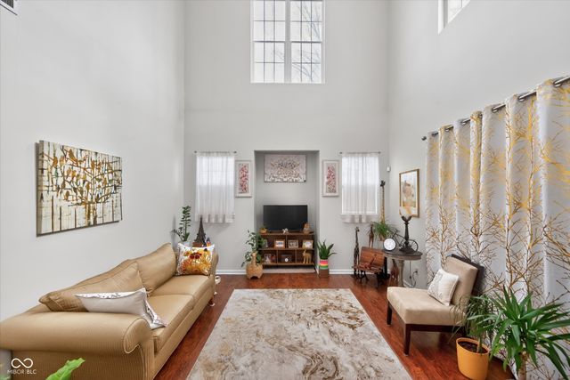 2211 Colfax Lane 2211, Indianapolis, IN 46260