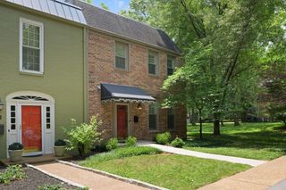 4400 Belmont Park Ter Apt 216, Nashville, TN 37215