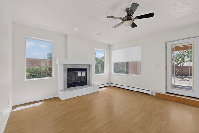 7800 Eagle Rock Avenue NE, Albuquerque, NM 87122