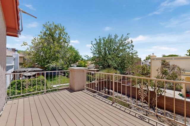7800 Eagle Rock Avenue NE, Albuquerque, NM 87122