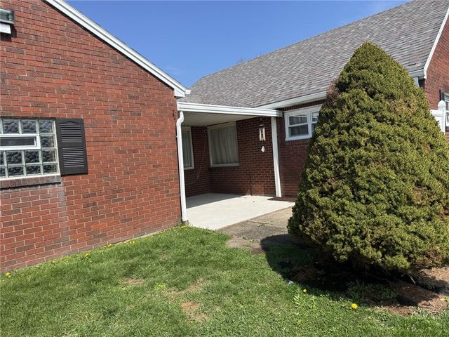 19 Jefferis, South Union Twp, PA 15401